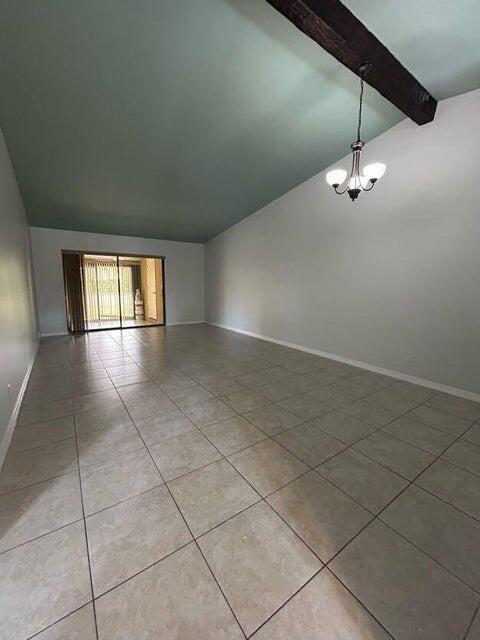 Building Photo - 725 Sunny Pine Way