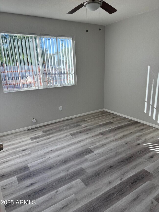 Building Photo - 7221 E Granada Rd