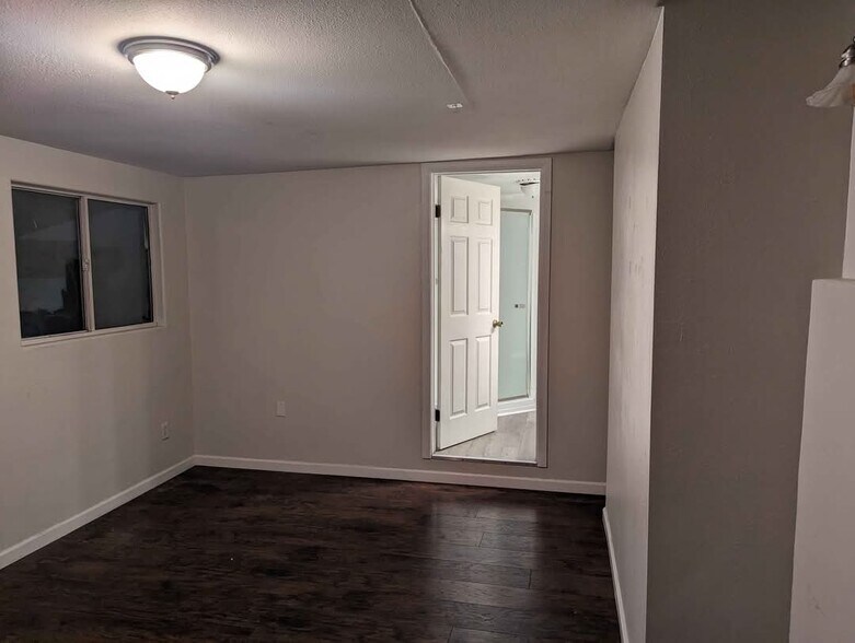 Building Photo - 238 Goetting Way