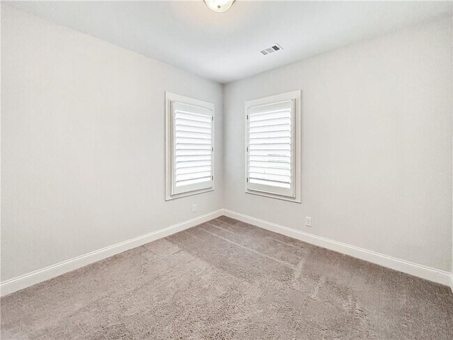 Building Photo - 300 Meadow Mill Way