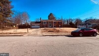 Building Photo - 14303 Chesterfield Dr