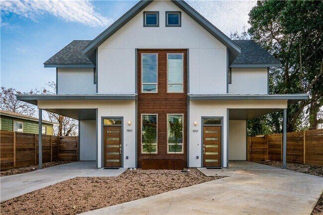 Primary Photo - 2803 Crest Ave
