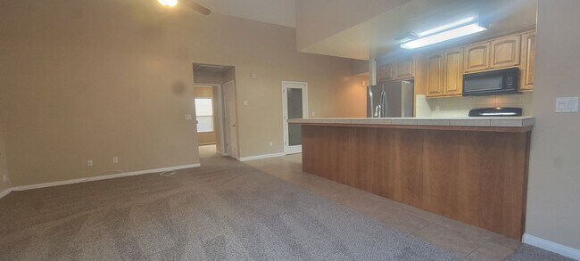 Building Photo - 838 Sunset Meadow Ln