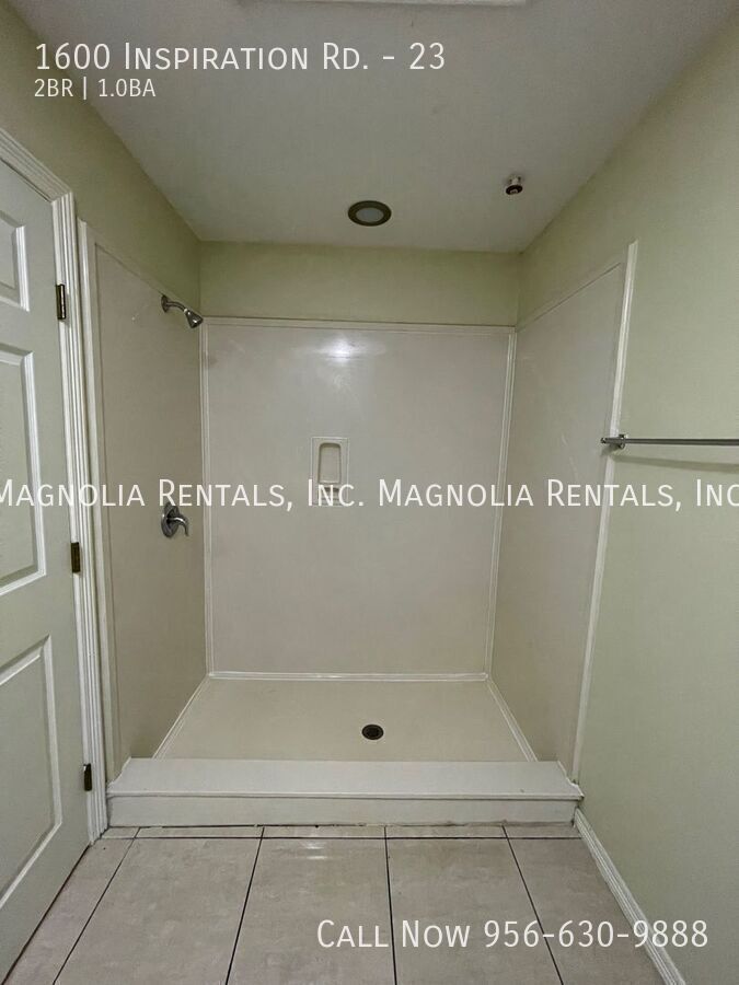 Building Photo - 1600 Inspiration Rd