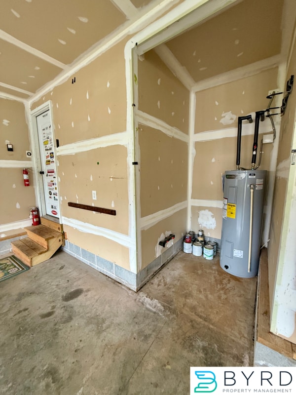 Building Photo - 1013 Sycamore Crest Dr