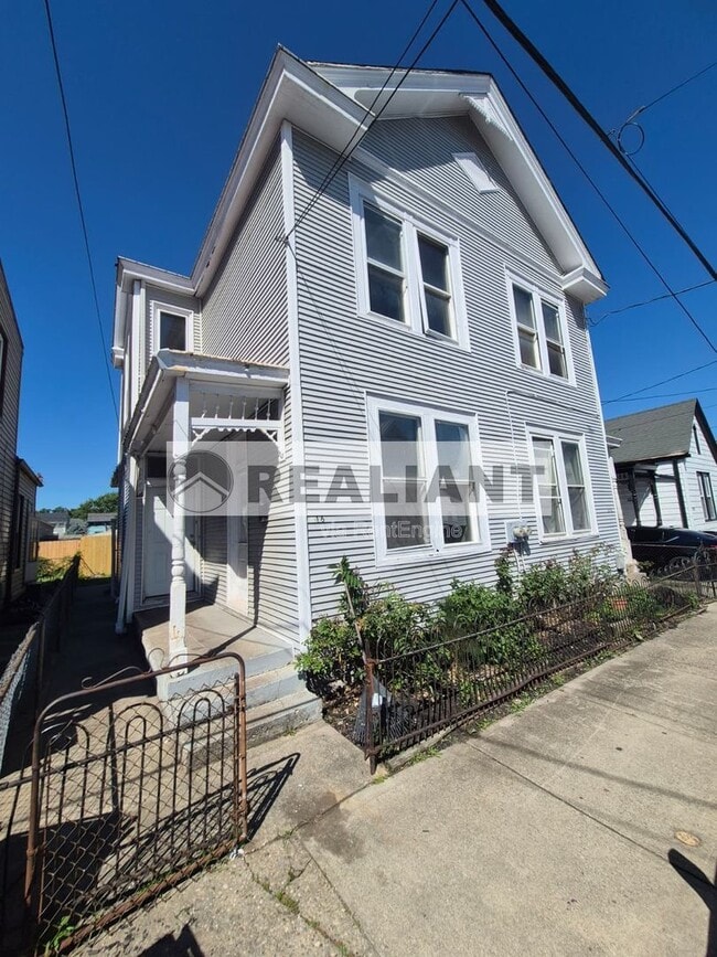 Building Photo - 316 Lafayette Ave