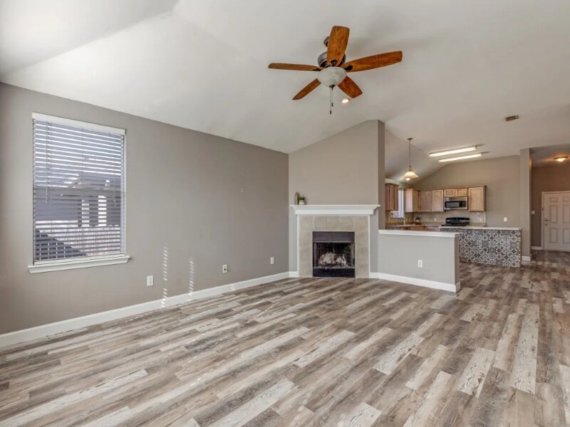 Building Photo - 2109 Hanakoa Falls Dr