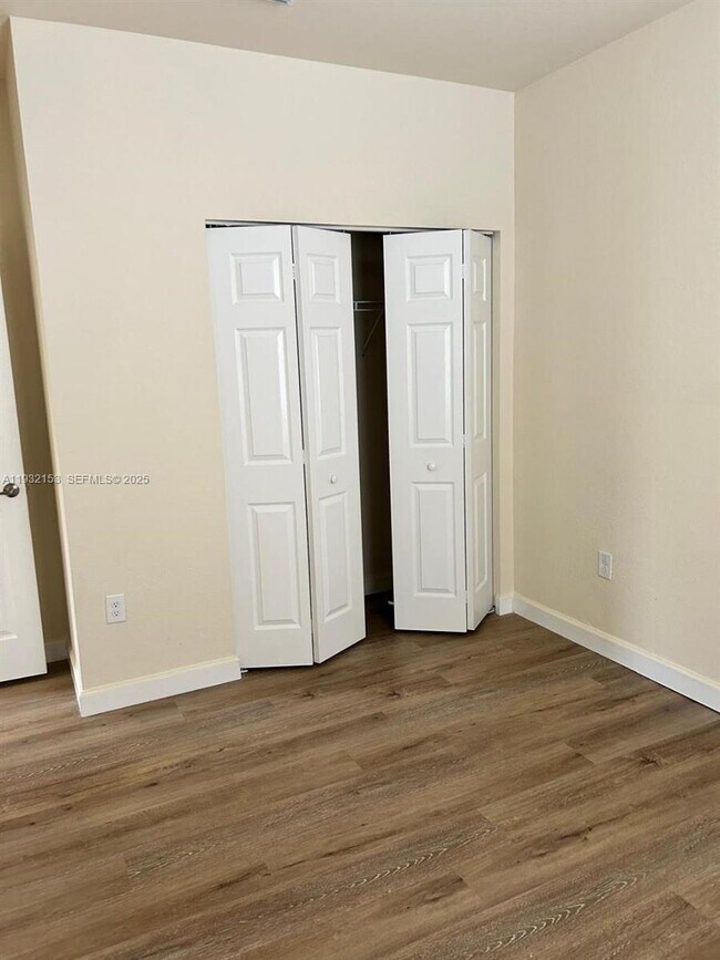 Building Photo - 9360 SW 170th Passage