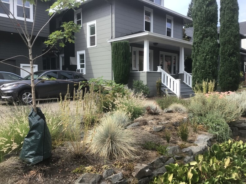 Building Photo - 1615 SE 37th Ave