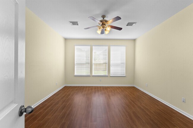 Building Photo - 6007 Marble Hollow Ln