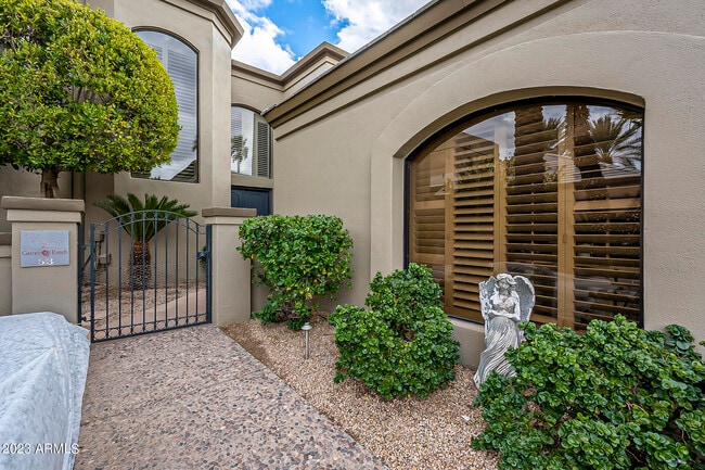 Building Photo - 7878 E Gainey Ranch Rd