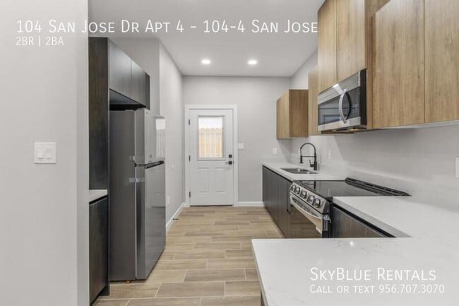 Building Photo - 104 San Jose Dr