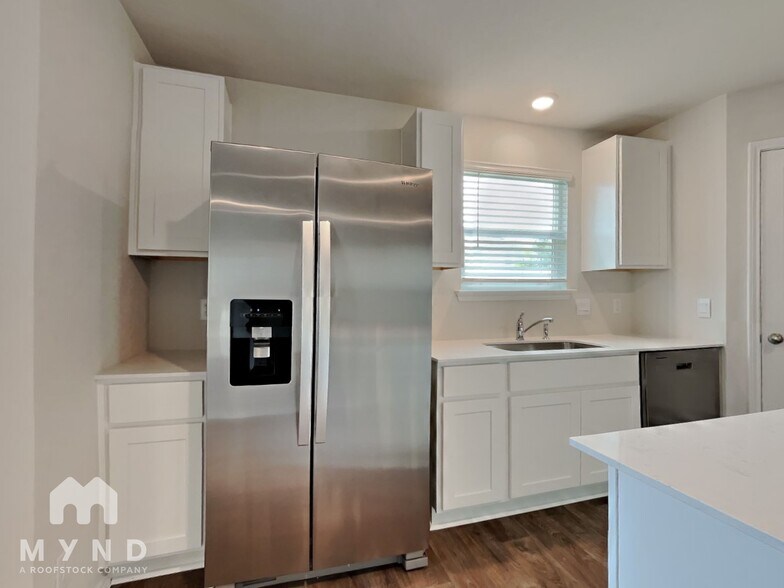 Building Photo - 1115 Western Whipbird