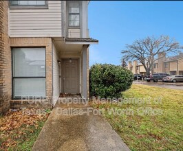 Building Photo - 8005 Rothington Rd