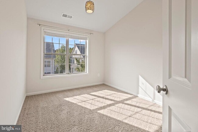 Building Photo - 22615 Norwalk Square