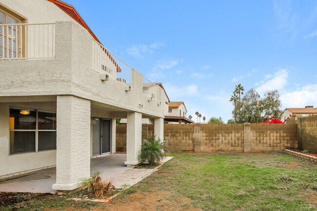 Building Photo - 4758 W Wahalla Ln