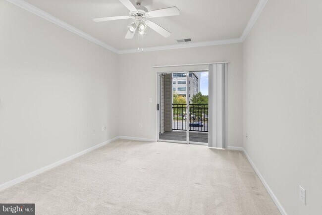 Building Photo - 12929 Centre Park Cir