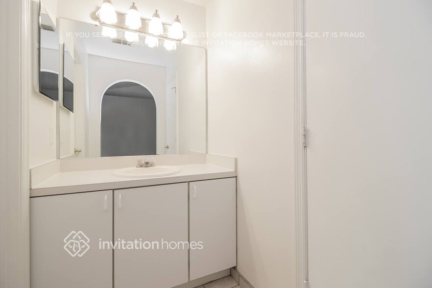 Building Photo - 103 Broadarrow Pl