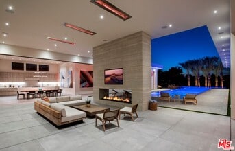 Building Photo - 52435 Ross Ave