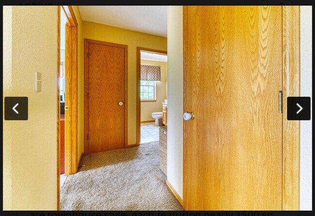 Building Photo - 1300 E Buckwood Dr