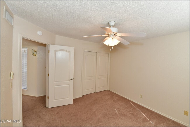 Building Photo - 6553 Brisa Del Mar Dr