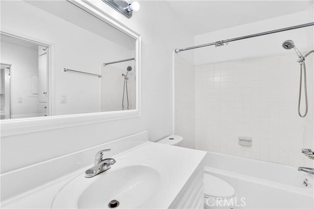 Building Photo - 320 S Gramercy Pl