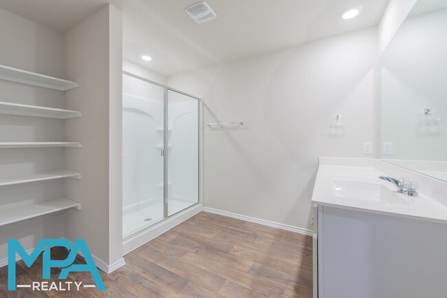 Building Photo - 5816 Berriweather Dr