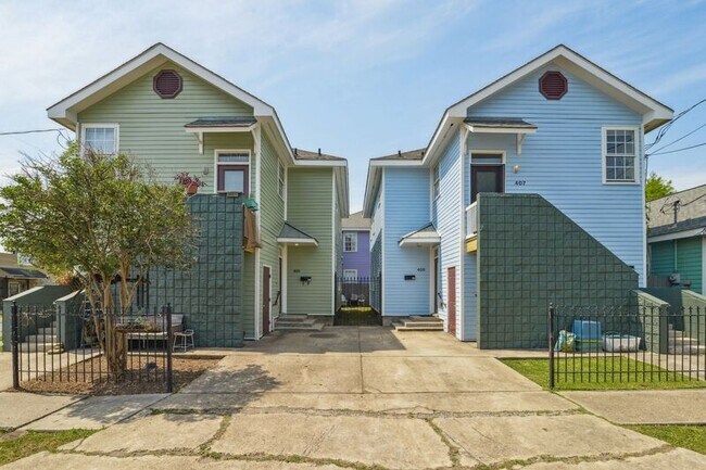 Building Photo - 405 N Tonti St