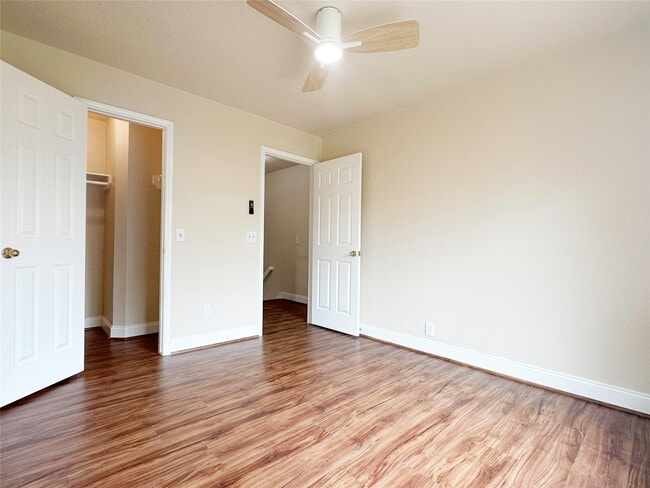 Building Photo - 20603 Apache Lake Dr