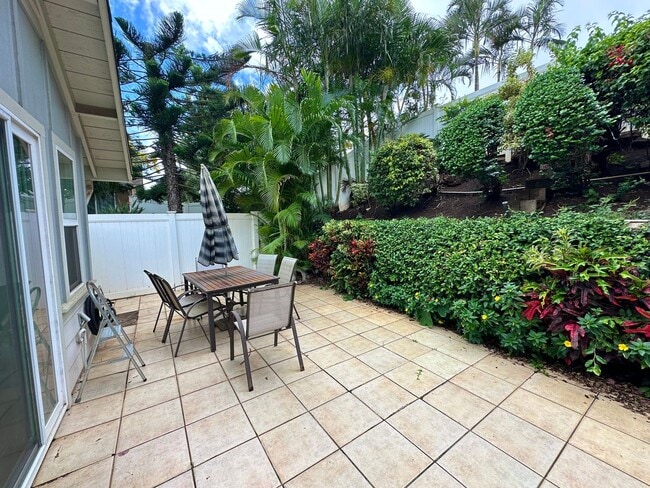 Building Photo - 3 Bedroom / 2 Bathroom Townhome in Kehalani Gardens! Small yard and pet friendly!