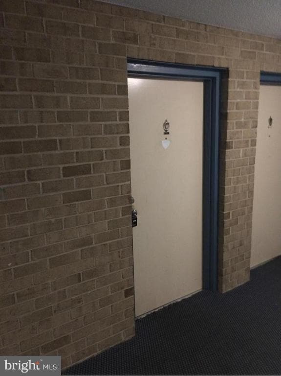 Building Photo - 430 Girard St