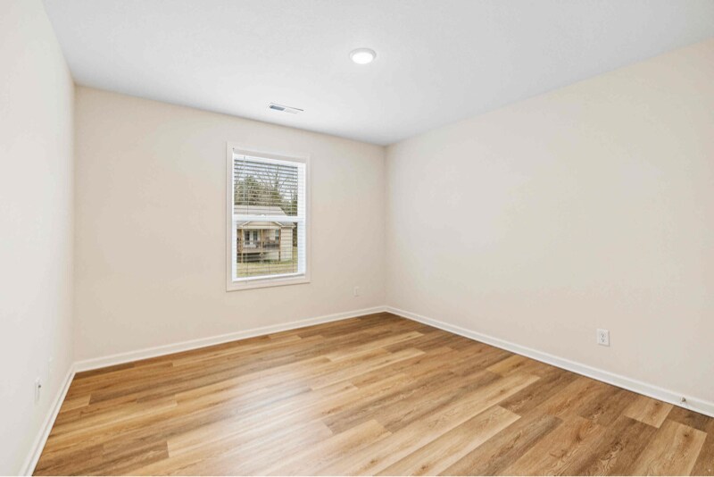 Building Photo - 5009 Spring Creek Rd