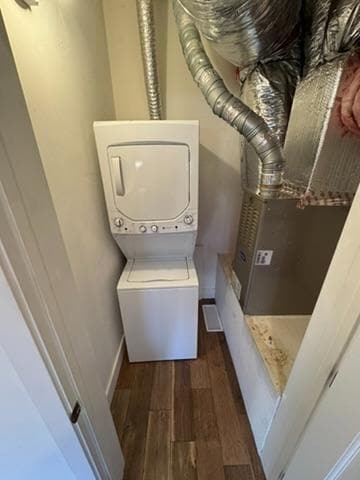 Building Photo - 435 Main St