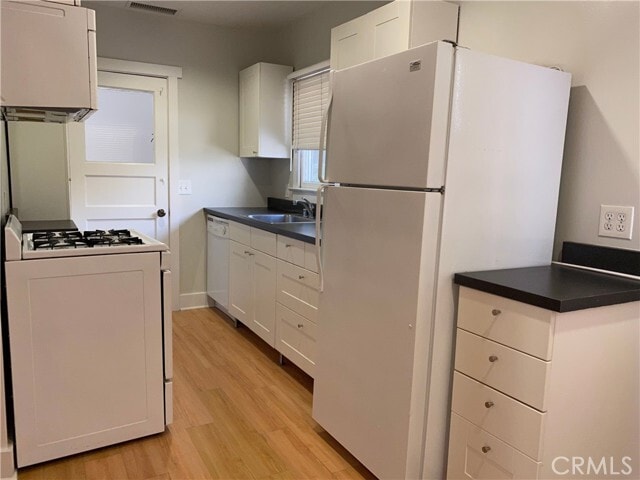 Building Photo - 701 Mira Monte Pl
