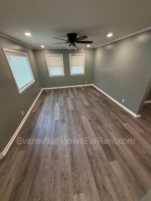 Building Photo - 120 Leslie Ave