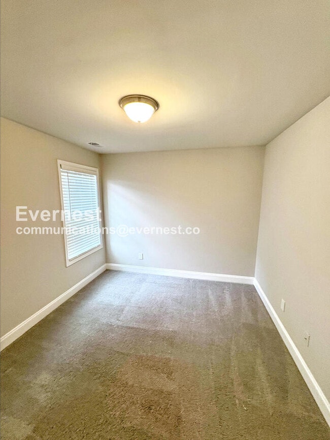 Building Photo - 25 Joshua Ct