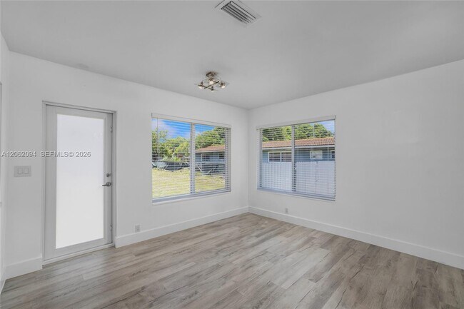 Building Photo - 14120 NW 2nd Ave