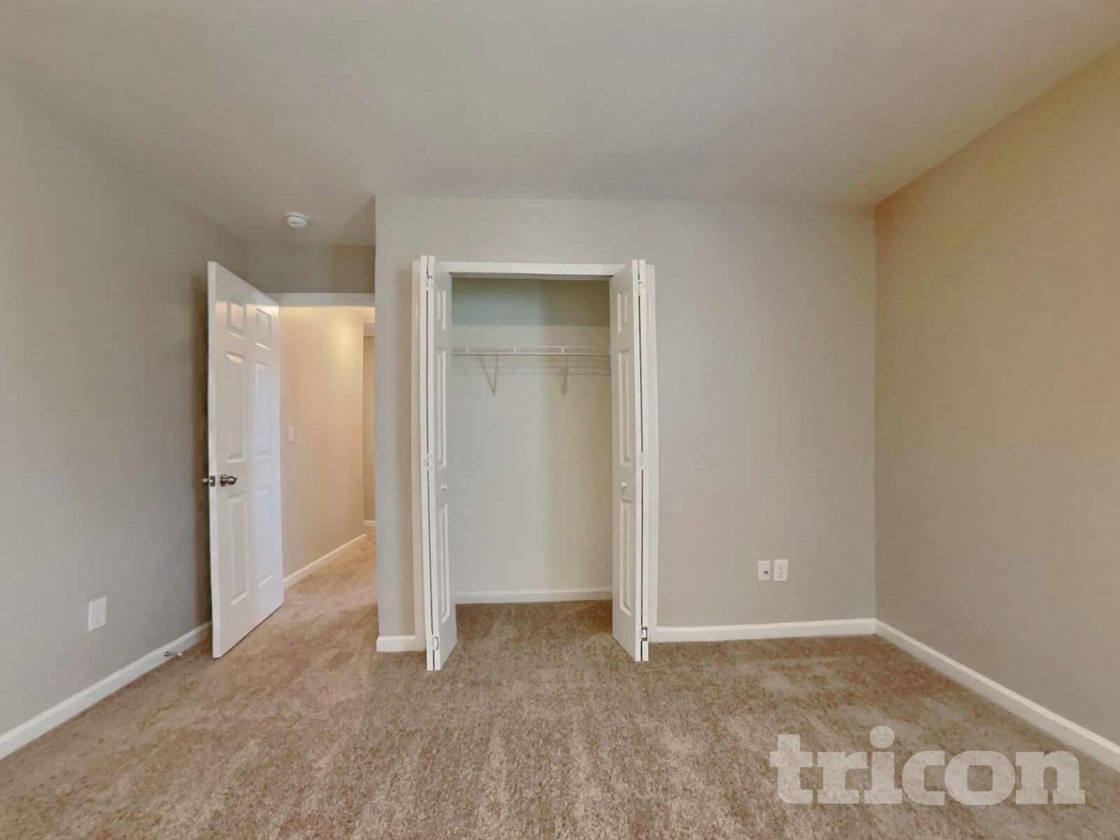 Building Photo - 2048 Lauren Woods Dr