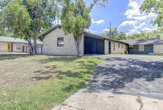Building Photo - 5703 Gloucester Ln