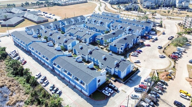 Building Photo - 3506 Cove View Blvd