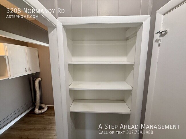 Building Photo - 3208 Normandy Rd