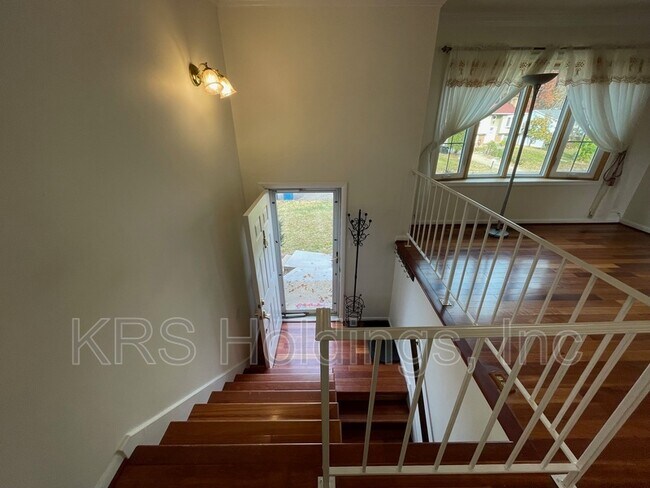 Building Photo - 5597 Shannon Ct