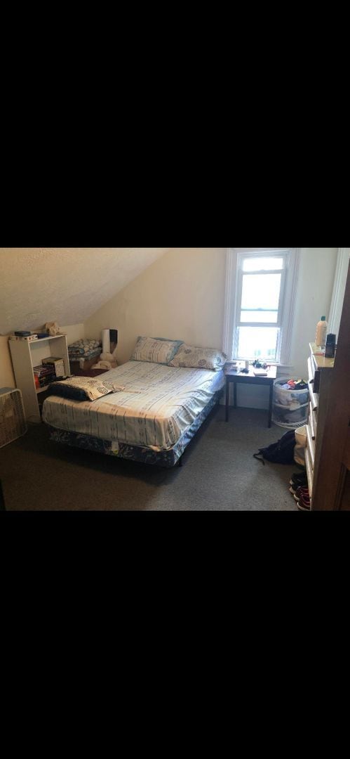 Building Photo - 7 University Pl