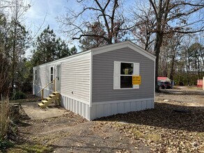 Building Photo - Calhoun Park