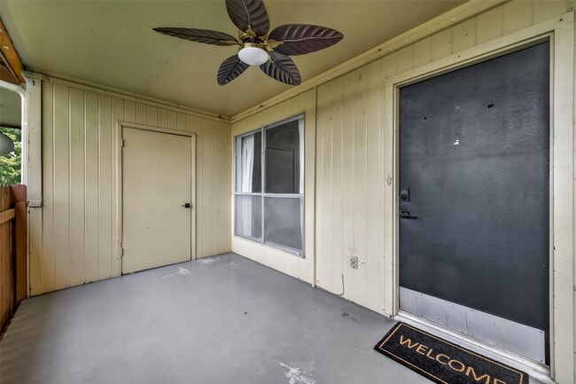 Building Photo - 7714 Renwick Dr