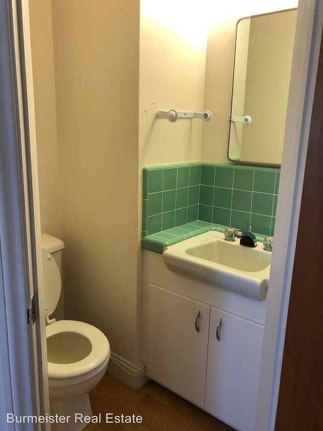 Building Photo - 3 br, 2.5 bath House - 1722 Grandview Street