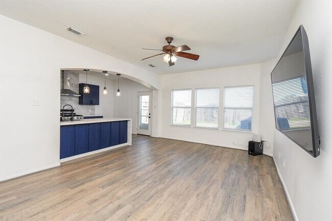 Building Photo - 11420 Elegant Way