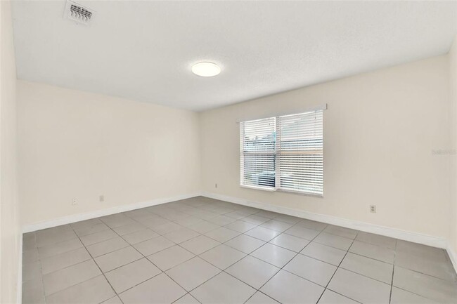 Building Photo - 5322 Jade St