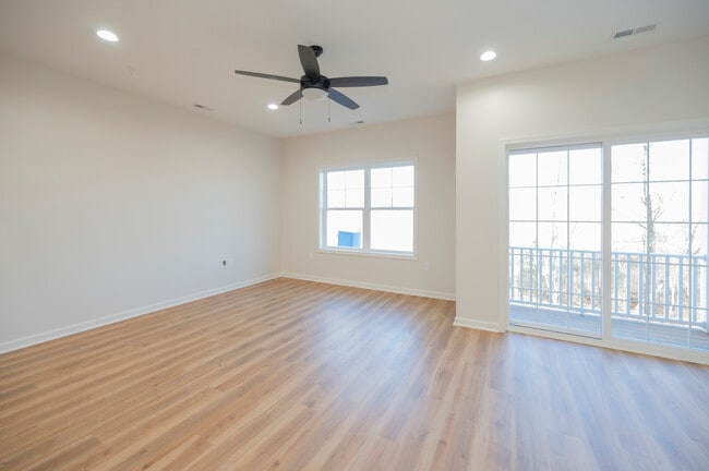Building Photo - 128 Brenleigh Ct