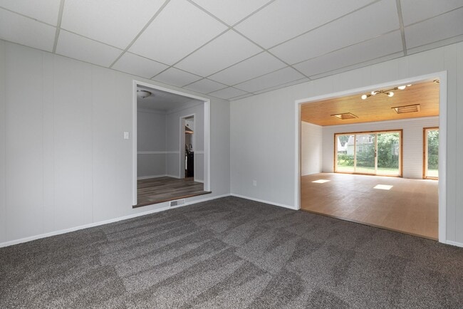 Building Photo - 20936 Ridgemont Rd
